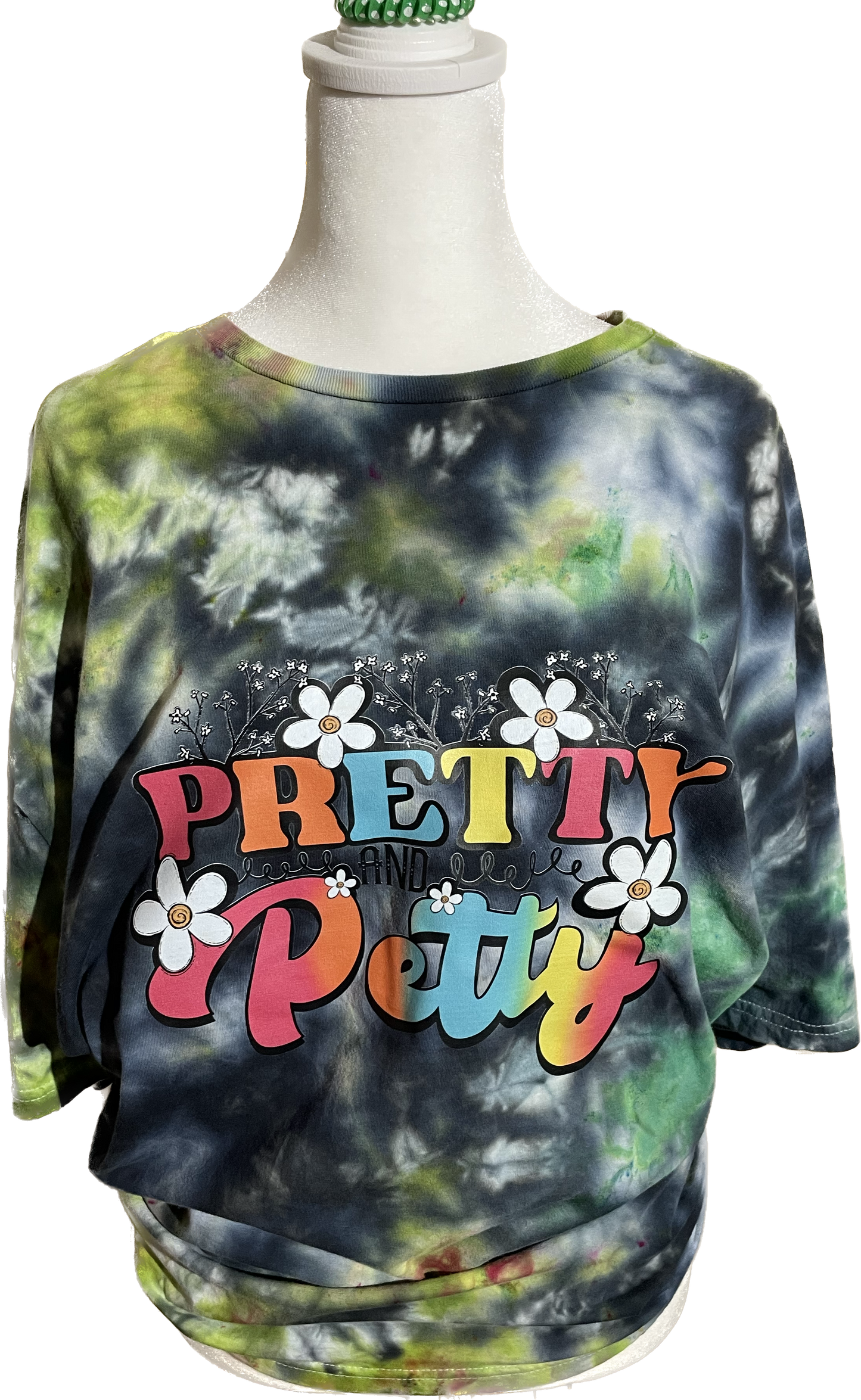 Size 2X-Large pretty and petty short sleeve T-shirt